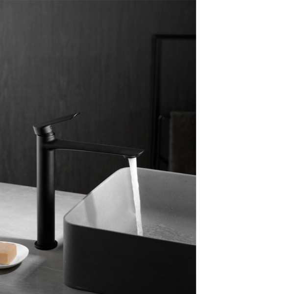 Monomando de lavabo caño alto negro mate serie Ural.